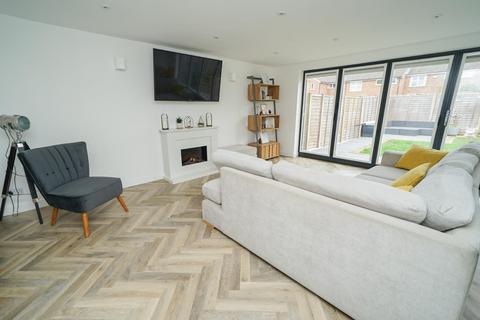 6 Bideford Green, Leighton Buzzard, LU7 2TH