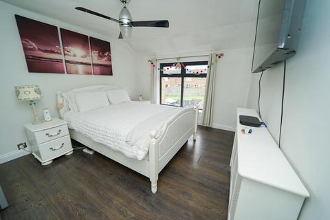 6 Bideford Green, Leighton Buzzard, LU7 2TH
