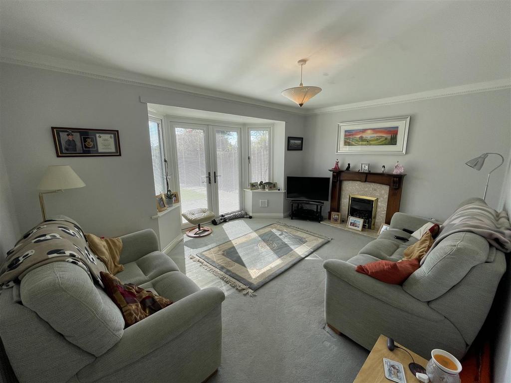 Largo Gardens, Darlington 4 bed detached house £290,000