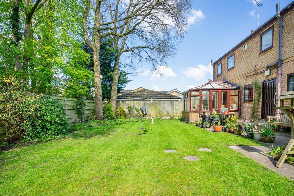 Ashbourne Place, Woodthorpe, York 4 bed detached house £500,000