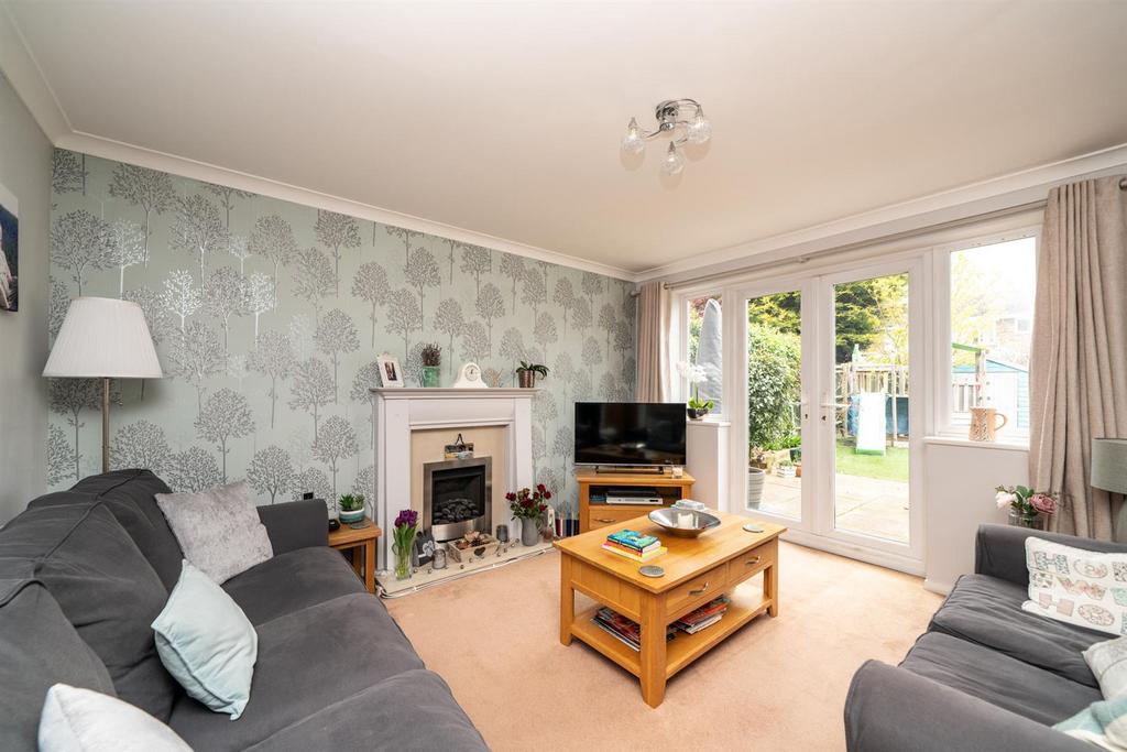 4-Elstree-Road-1004.jpg