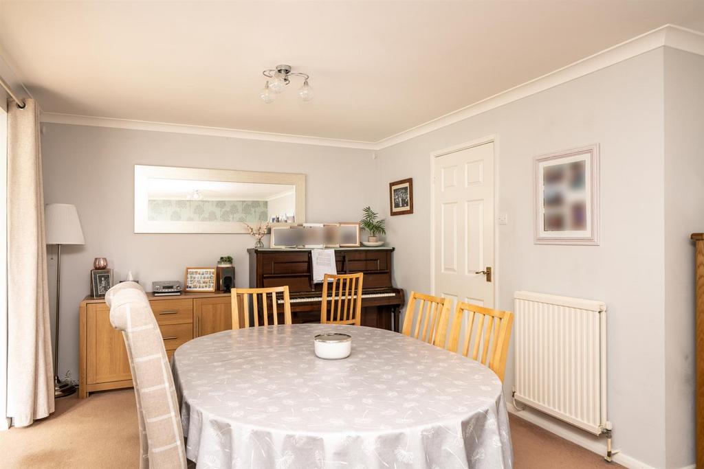 4-Elstree-Road-1006.jpg