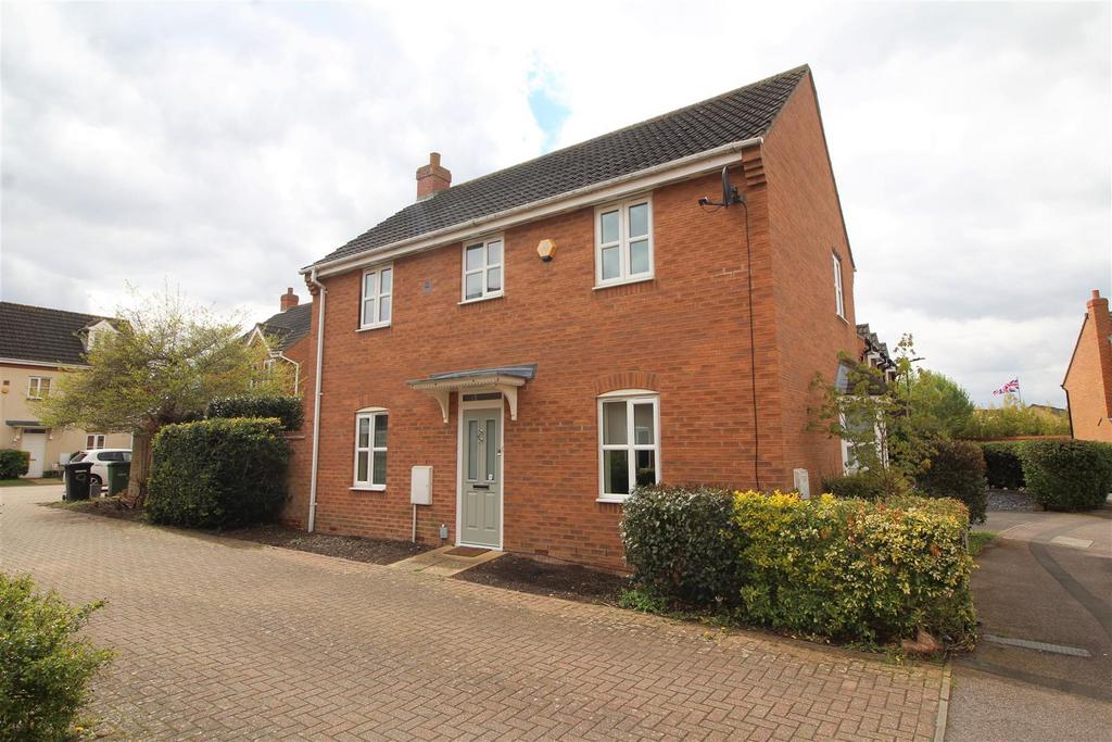Crystal Drive, Sugar Way, Peterborough 3 bed detached house £1,250