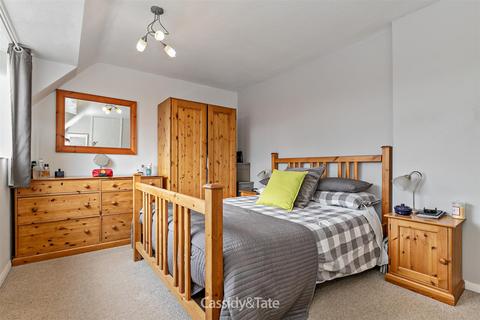 16 Barnfield Road, St Albans, AL4 9UP