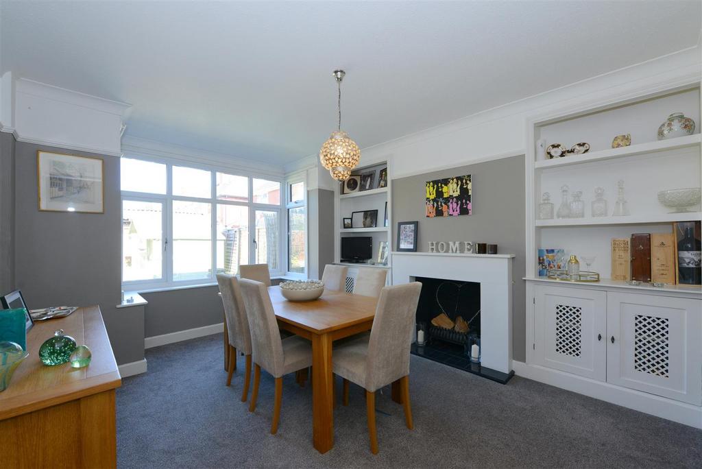 Monkmoor Road, Monkmoor, Shrewsbury 3 bed semidetached house for sale £375,000