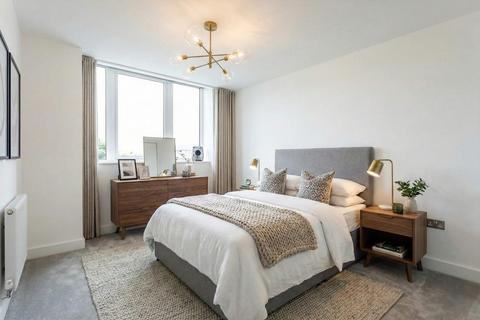 2 bedroom apartment to rent, Park Road, Timperley, Altrincham