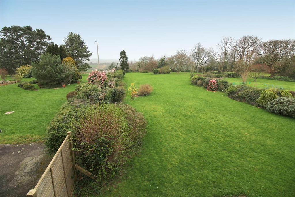 Callington Road, Carkeel, Saltash 4 bed detached house for sale £550,000