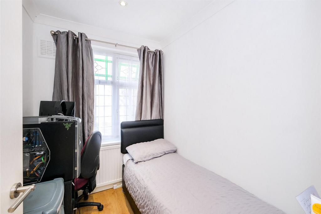 45, Burnham Road-4 resized.jpg