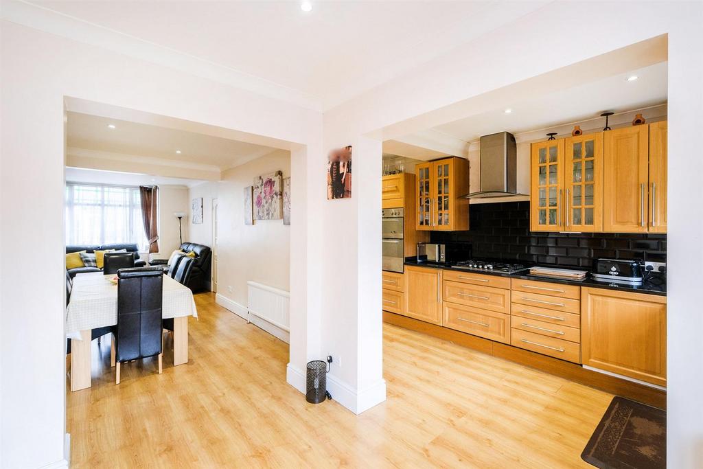45, Burnham Road-15 resized.jpg