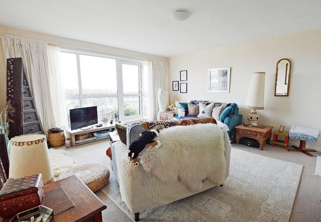 Torquay TQ1 2 bed apartment for sale £179,995
