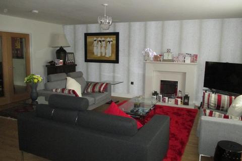 6 bedroom detached house to rent, Earlspark Avenue, Bieldside, AB15