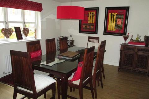 6 bedroom detached house to rent, Earlspark Avenue, Bieldside, AB15