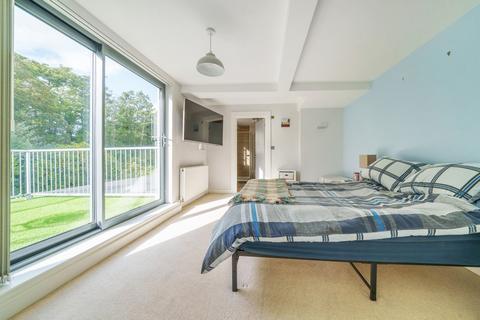 undefined, Greenbank Crescent, Bassett, Southampton, Hampshire, SO16