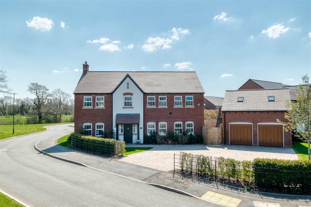 Acer Drive, Tidbury Green, Solihull... 5 bed detached house £975,000