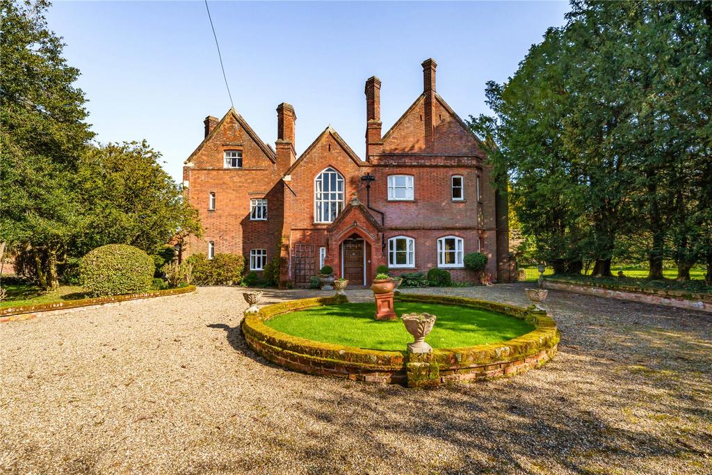 Tilbury Hill, Tilbury Juxta Clare, Halstead, Essex, CO9 7 bed detached