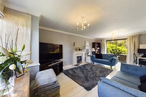 7 Nourse Close, Cheltenham, GL53 0NQ