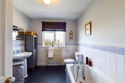 7 Nourse Close, Cheltenham, GL53 0NQ