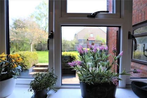 7 Nourse Close, Cheltenham, GL53 0NQ