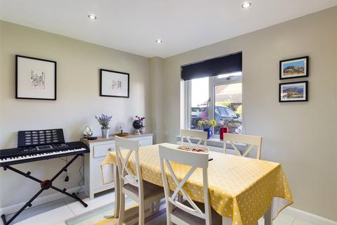 7 Nourse Close, Cheltenham, GL53 0NQ
