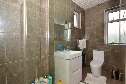 56 Mansfield Road, London, E17 6PJ