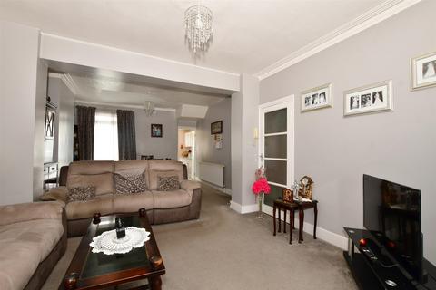 56 Mansfield Road, London, E17 6PJ