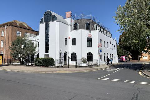Office to rent, First Floor Suite A The Old Treasury, 7 Kings Road, Southsea, PO5 4DJ