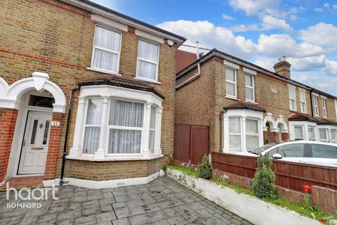 65 Como Street, Romford, RM7 7DT