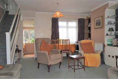 77 Longfellow Road, Worcester Park, KT4 8BE