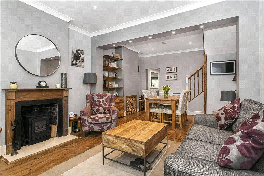 French Street, SunburyonThames, Surrey, TW16 2 bed terraced house for sale £525,000