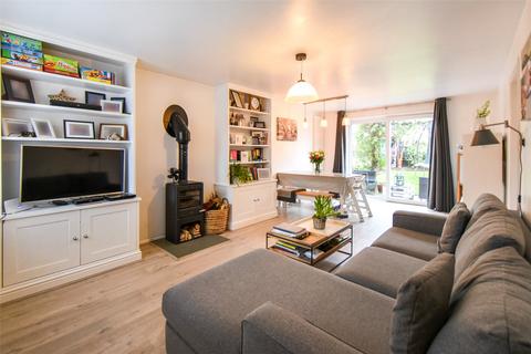 28 Beechcrest View, Hook, RG27 9RF