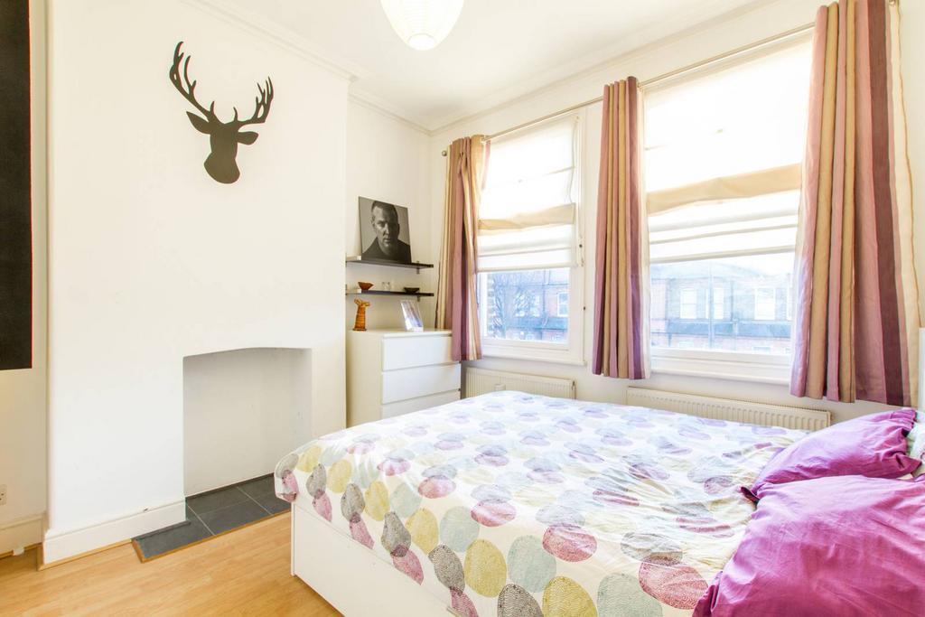 GLADSTONE AVENUE, LONDON, N22 6LA, Wood Green, London, N22 2 bed flat