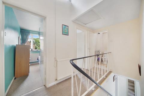 4 bedroom terraced house to rent, Anderton Close, London, SE5