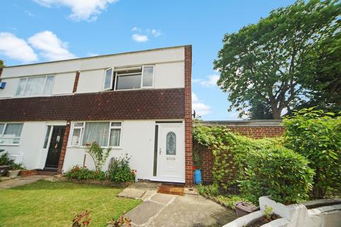 3 bedroom terraced house to rent, Anderton Close, London, SE5