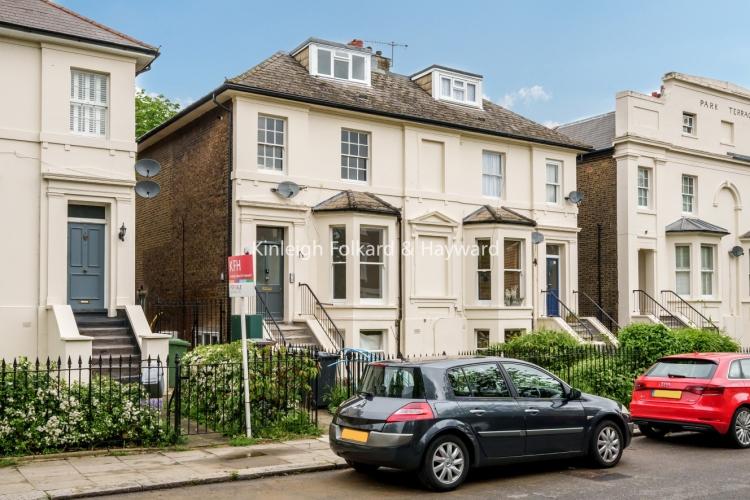 Sydenham Park London SE26 2 bed apartment to rent £2,400 pcm (£554 pw)