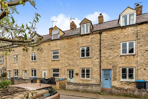 23 Gloucester Place, Witney, OX28 6LA