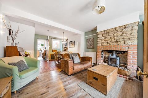 23 Gloucester Place, Witney, OX28 6LA