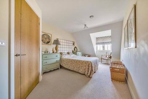 2 bedroom retirement property for sale - Moreton-In-Marsh,  Gloucestershire,  GL56