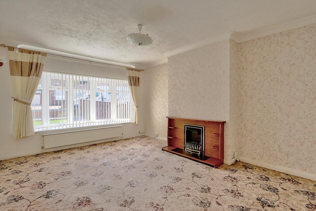 Churchill Road, Eston, TS6 2 bed semidetached bungalow £130,000