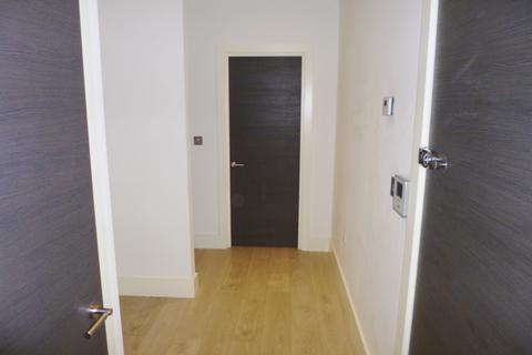 1 bedroom flat to rent, 24 Clarendon Road, Watford, WD17