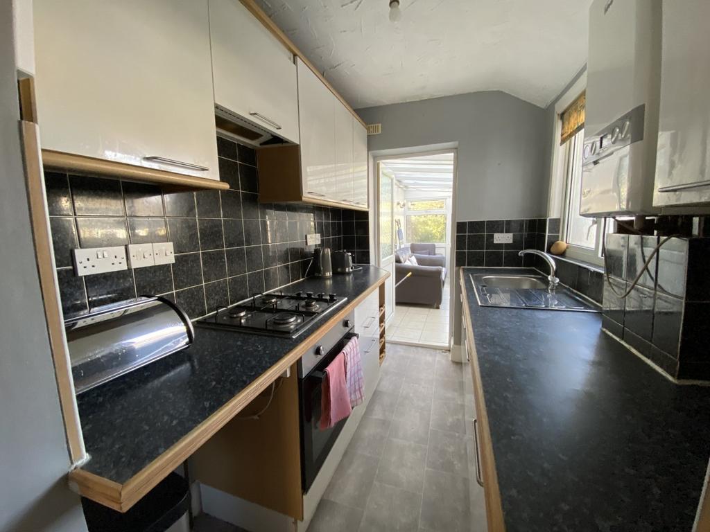 Rock Avenue, Gillingham, Kent, ME7 4 bed terraced house to rent £2,500 pcm (£577 pw)