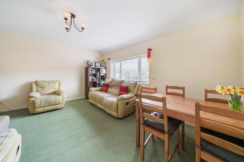 36 Chamberlain Crescent, West Wickham, BR4 0LL