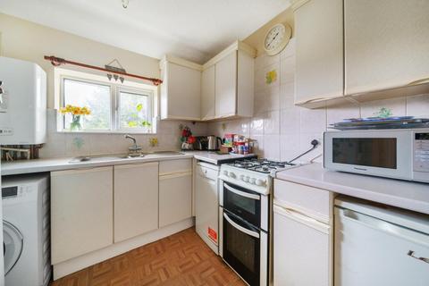 36 Chamberlain Crescent, West Wickham, BR4 0LL