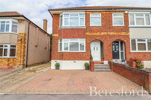 13 Atridge Chase, Billericay, CM12 0HR