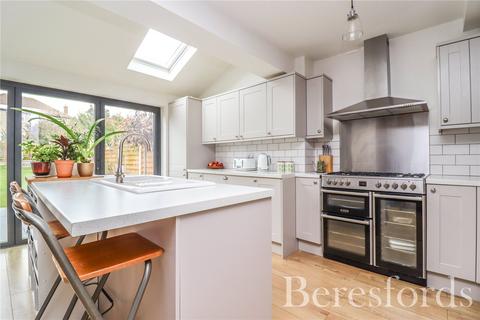 13 Atridge Chase, Billericay, CM12 0HR