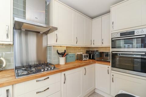 64 Furtherfield, Abbots Langley, WD5 0PN