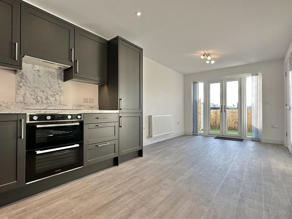 Barn Lane, Kingskerswell, Newton Abbot, Devon 3 bed detached house £