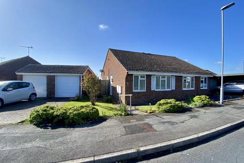 2 Fern Close, Eastbourne, BN23 8AQ