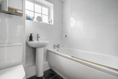 9 Avens Close, Swindon, SN2 2SN