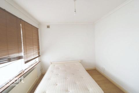 5 Garfield Road, London, E13 8EN