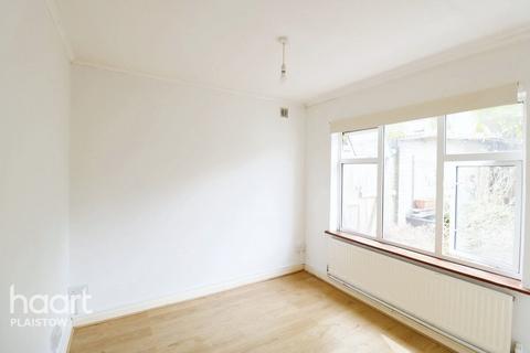 5 Garfield Road, London, E13 8EN
